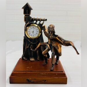 Bronze Tone Mantel Clock